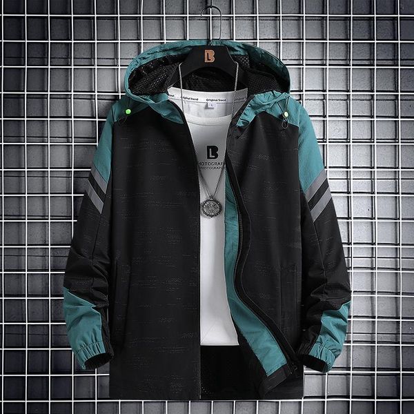

men's jackets 2021 windbreaker male large. uma hooded jacket. controle access zipper color matching. 109-16101, Black;brown
