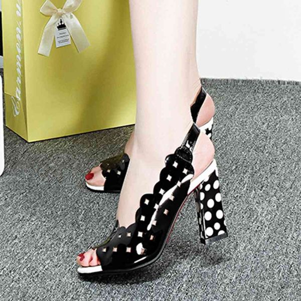

sandals big size 43 open toe hollow out high heels dot back strap leisure casual women sandals 2021 stylish shoes woman, Black