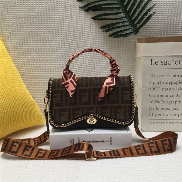 

small female 2021 new spring and summer fashion hand foreign style slanting across small square bag gift 9623