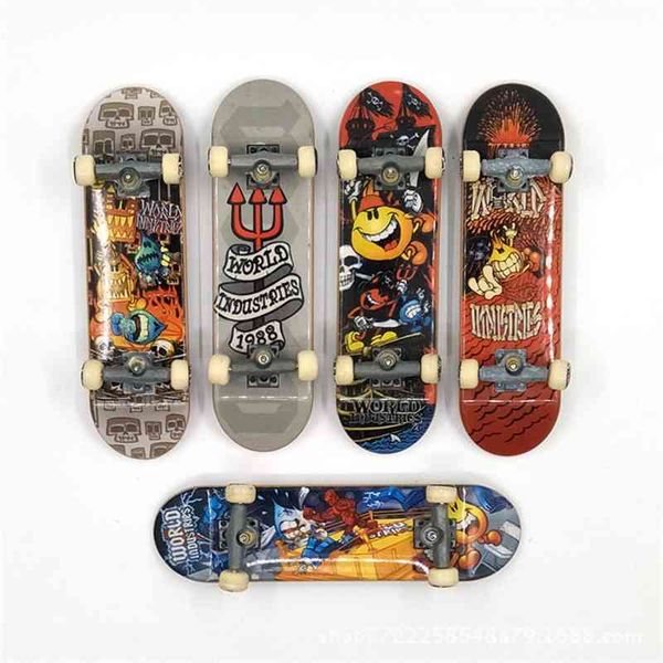

finger skateboard maple mini skateboard finger skateboard finger skateboard0