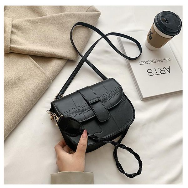 

evening bags 2021 european and american retro women's bag, fashion shoulder bag twist belt messenger