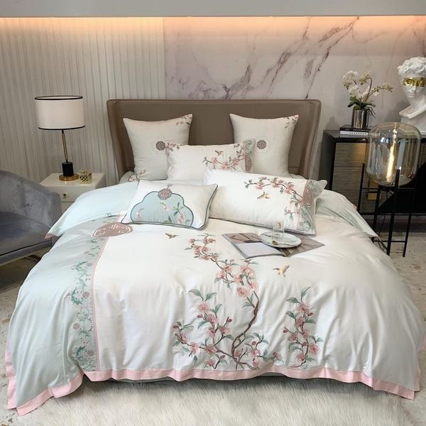 

bedding sets luxury plum embroidery elegent duvet cover patchwork ultra soft egyptian cotton bed sheet set pillow shams 4/7pcs