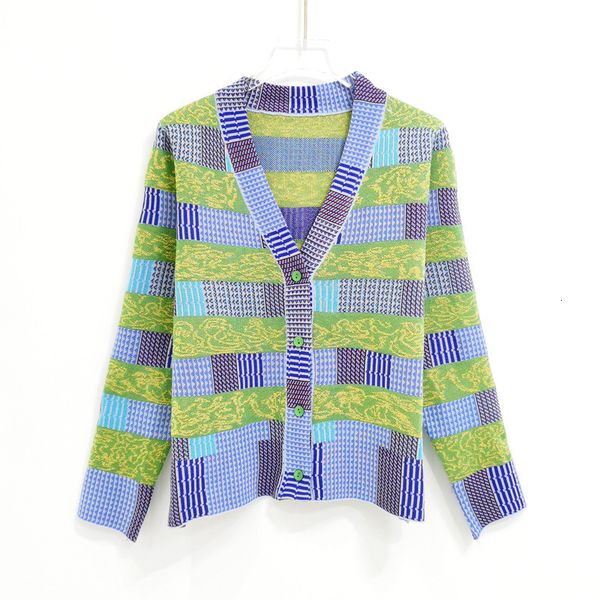 

women's knits & tees early spring female contrast colour check long sleeves with loose v cleavage fine cardigan mesh jacket pq70, White