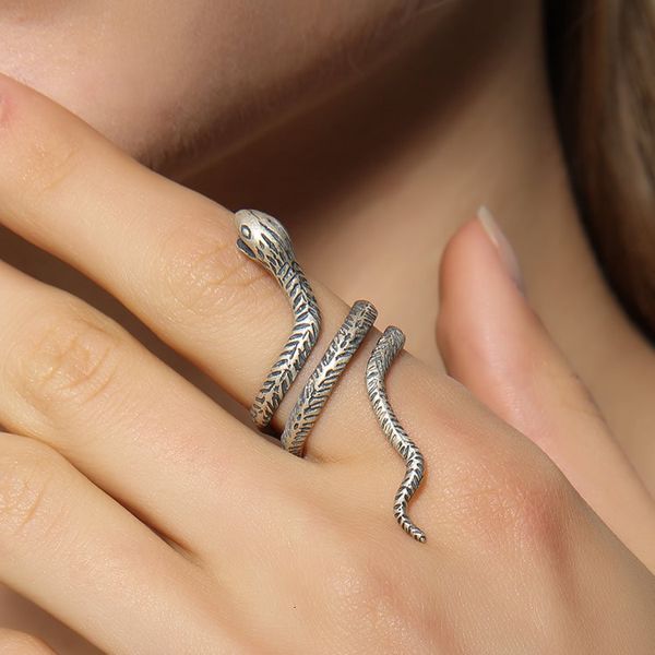 

ring dark dream s925 silver snake with adjustable opening size