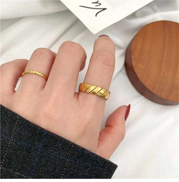 

wedding rings yun ruo euramerican fashion temperament simple diagonal stripes twist stainless steel open ring for woman man jewelry never fa, Slivery;golden
