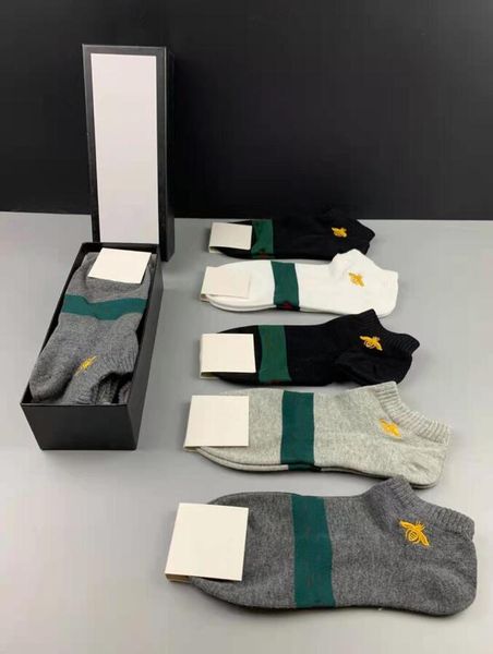 

fashion mens and womens four seasons pure cotton ankle short socks designer breathable outdoor leisure 5 colors business sock with box, Black