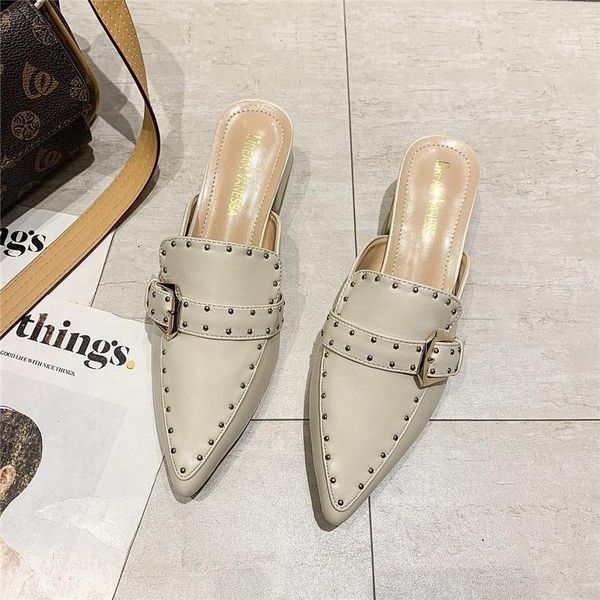 

the spring/fall 2021 fashion rivet belt buckle low-heeled shoes dress, Black