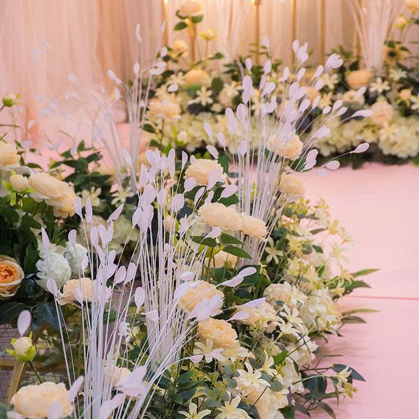 

decorative flowers & wreaths wedding simulation flower scene stage layout row road lead arch t welcome area decorated
