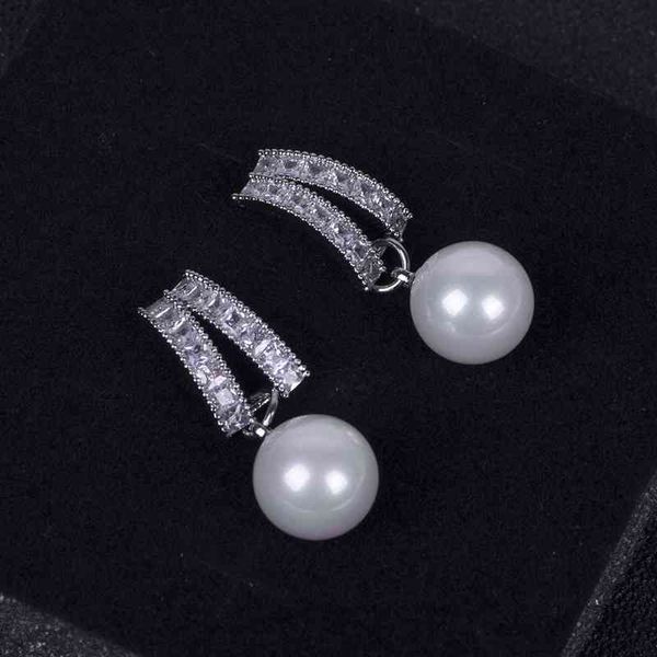 

e331 mosquito repellent incense plate with square zircon earrings, pearl earnails without holes, versatile earrings, Black