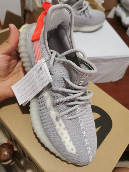 

2021 portmarket pk light uv v2 shoes mono ice clay black mist cinder reflective designer shoe ash pearl blue stone tail men women running sn