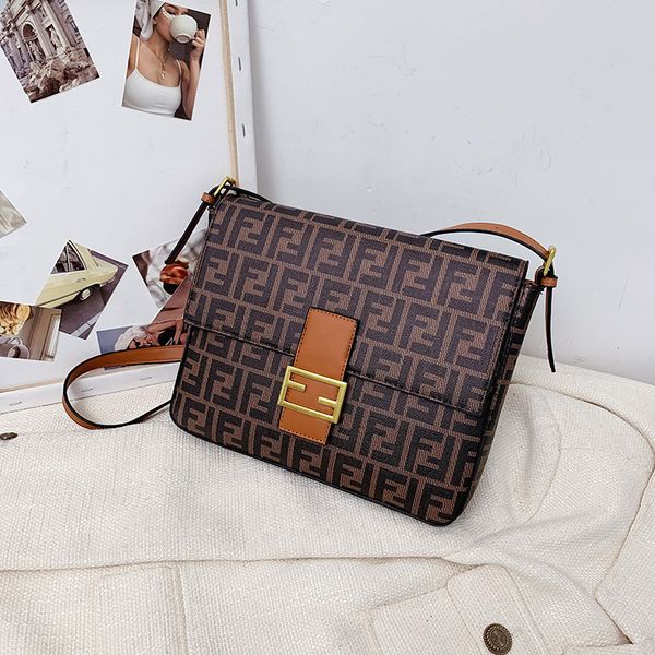 

summer popular female 2021 new net red texture one shoulder armpit fashion letter messenger small square bag