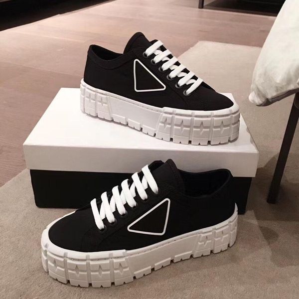 

50%discount casual shoe strip embroidery canvas shoes luxurys designers sneakers ace vintage trainers, Black