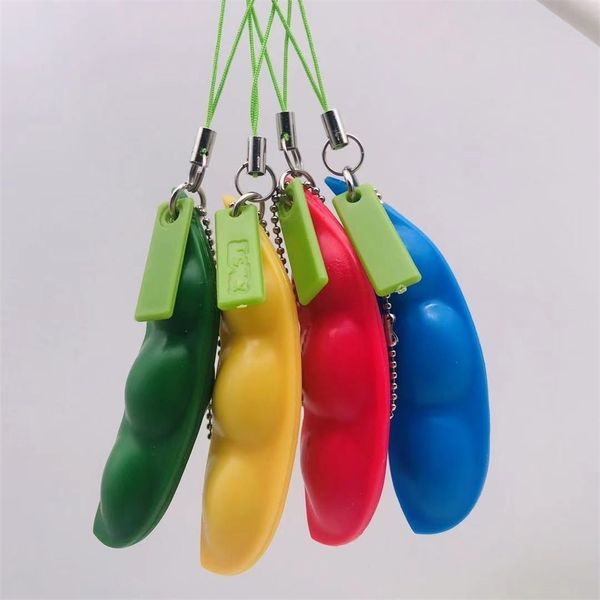 Squeeze-a-Bean Pea Poppers Fidget Toys Portachiavi semplice Portachiavi Spremere Dito di soia Puzzle Rosso Verde Blu Giallo Colore Fagiolo di soia H416NO8