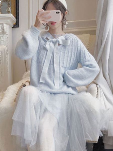 

sweaters 2021 French spring retro bowknot nightgown long wild short raw color around the female neck loose, White;black