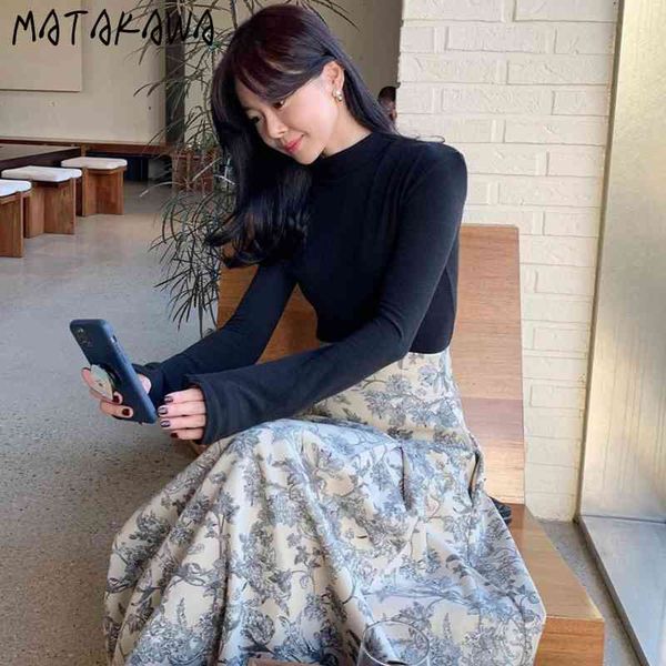 

matakawa stand-up collar bottoming t-shirt women korea chic spring basic o-neck long sleeve woman tshirts 210513, White
