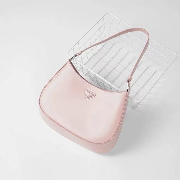 

factory outlet luxury handbags storage p's armpit 2021 spring summer new triangular label bright face cowhide method sti