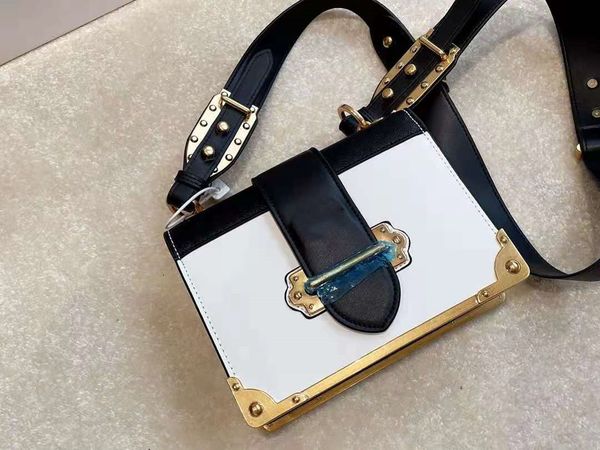 

ysiykiy lovely bag small handbags stlye most popul designer luxury women shoulder rivet bags with box