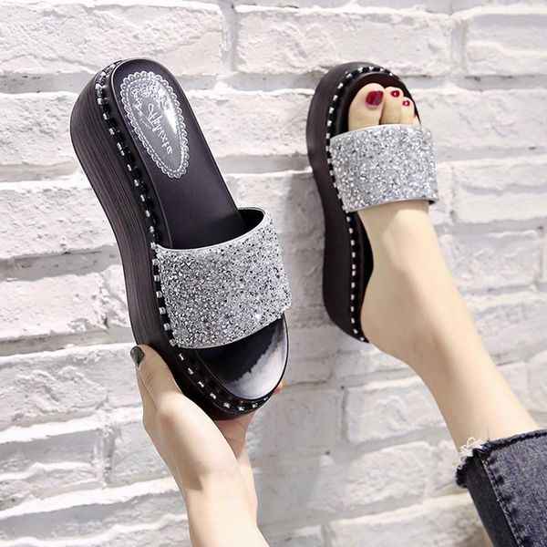 

slippers shoes house platform luxury slides slipers women jelly flip flops on a wedge heeled mules designer 2021 glitter heels, Black