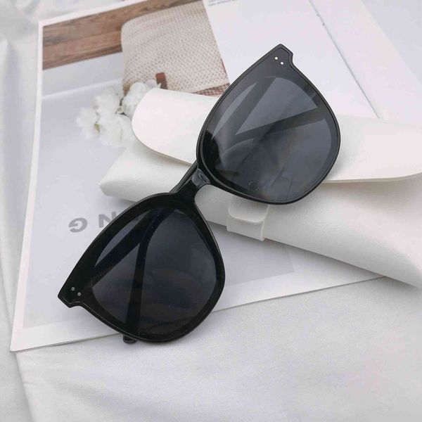 

luxury designer glasses korean version of tiktok, mym sunglasses, gm, two glasses, etc. cjnp vhlo, White;black