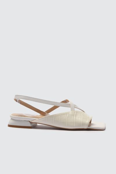 

trendyol stubby toe female sandals takss21sd0021, Black