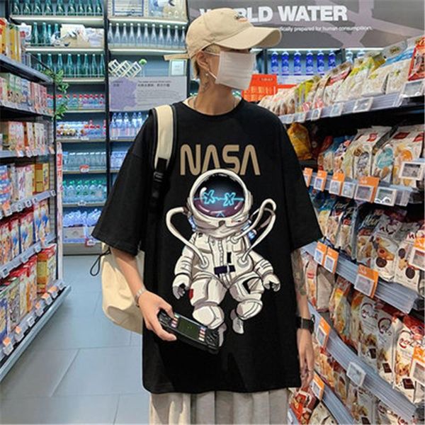 Летние повседневные свободные футболки короткие мужчины женщины Tee O-образным вырезом уличные одежды из хлопка мужская одежда печатает мультфильм астронавт