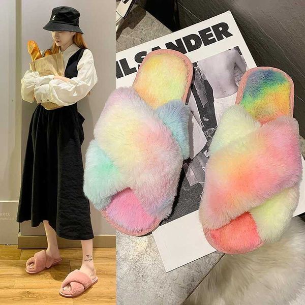 

new home plush slippers in autumn and winter of 2021, Black