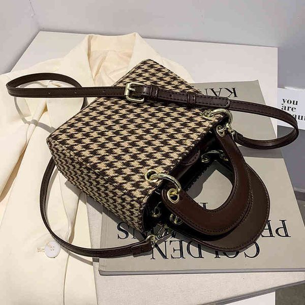 

this year's popular small bag women's autumn and winter 2020 new fashion versatile ins messenger net red portable princess bag