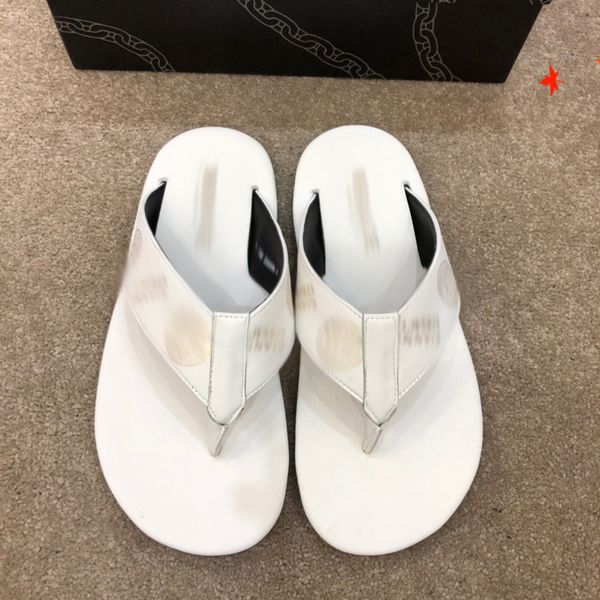 

2021 slipper designer slide summer sandals fashion men beach indoor flat flip flops leather luxurys shoes mens slippers with box size 39-45, Black