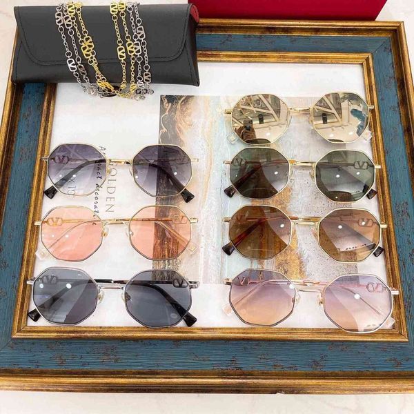 

factory outlet fashion star chain with concave shape travel va2040, White;black