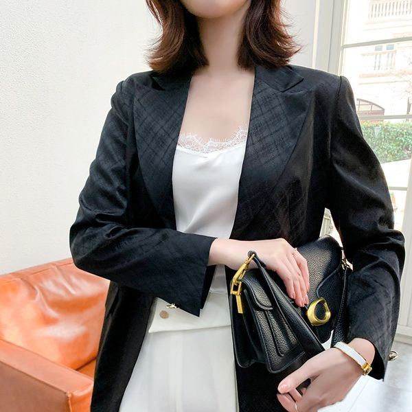 

exquisite high-end suit women's coat 2021 spring fit foreign style ol black and white check pattern small temperament mulberry silk top, White;black