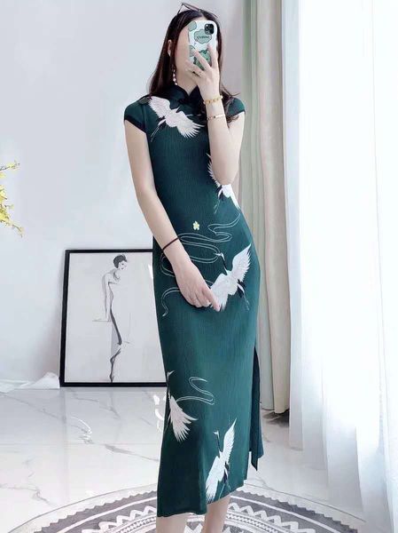 

dress miyake fashion modified buckle printed elegant short sleeve cheongsam, Black;gray