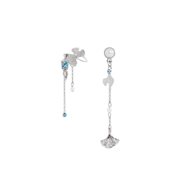 

luxury co-branded earrings love and producer oseway x prismlan earclips have no ear holes., Golden