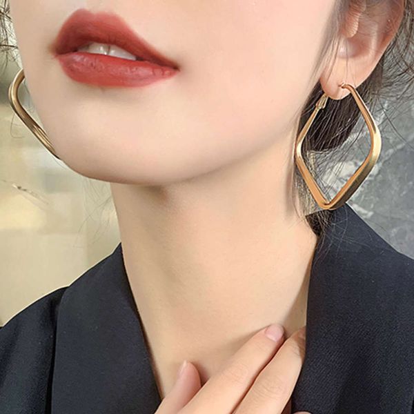 

earrings: new fashion earrings in 2021, Black