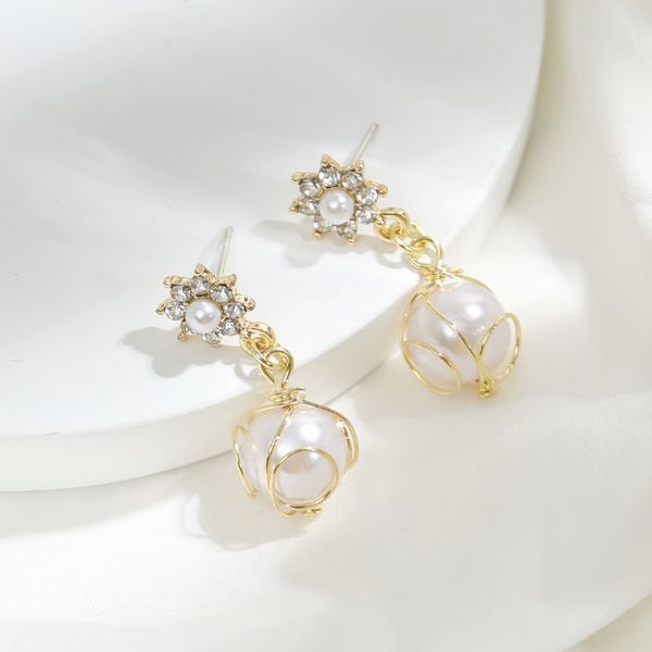 

s925 silver needle south korea retro baroque 2021 new temperament pearl all-match ear studs, Golden;silver