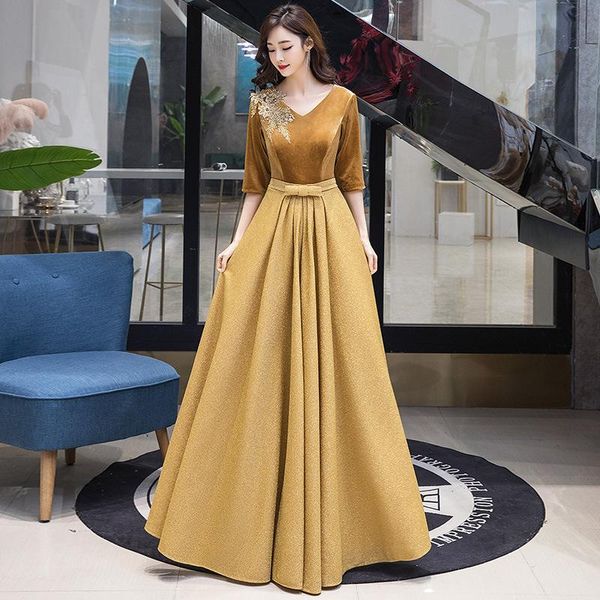 

gold lady exquisite appliques evening pleated dresses v-neck wedding party long gown elegant slim half sleeve dress ethnic clothing, Red