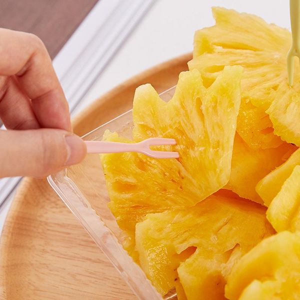 

forks 50pcs disposable fruit snack fork dessert picks plastic cake cocktail for home and catering party xh8z