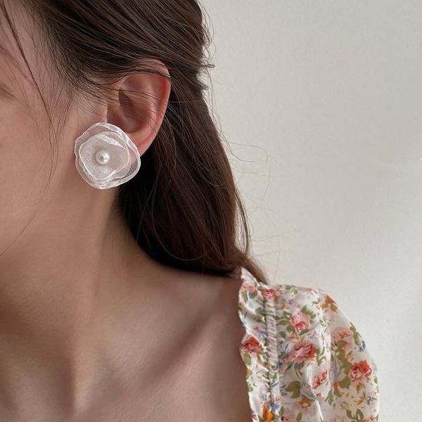 

dangle & chandelier aomu romantic white lace imitated pearl round flower earrings irregular geometric multilayer rose petal drop for women, Silver