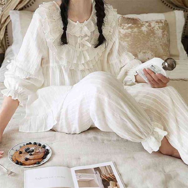 Zarte weiche Baumwolle Damen Casual White Bow Vintage Princess Royal Pyjamas Sets weibliche lose süße Nachtwäsche Plus Size Nighty 210809