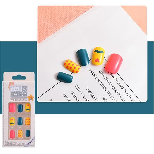 

false nails printed nail patch glue type removable short paragraph fashion manicure sticker for women to, Red;gold