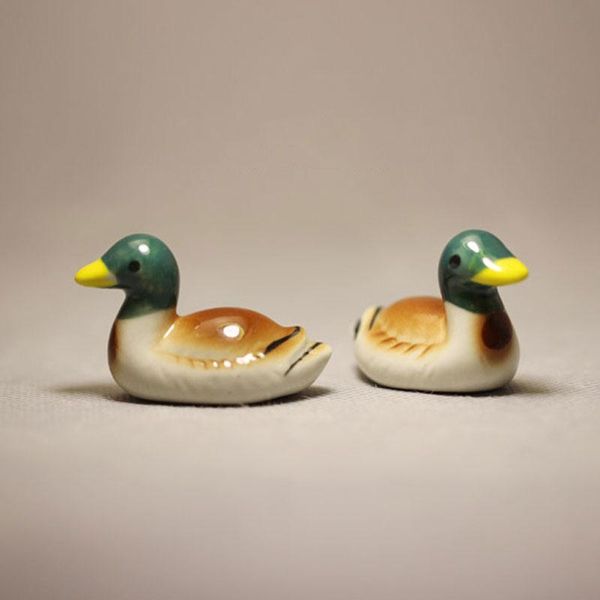 

chopsticks 1pcs ceramic mandarin duck water stand mini cute duckling holding pieces