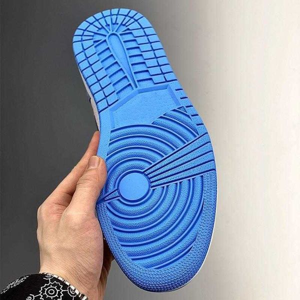

high og white black mens womens jumpman blue 40-47.5 1 basketball shoes unc sports sneakers with size university frciqzi4klvvw