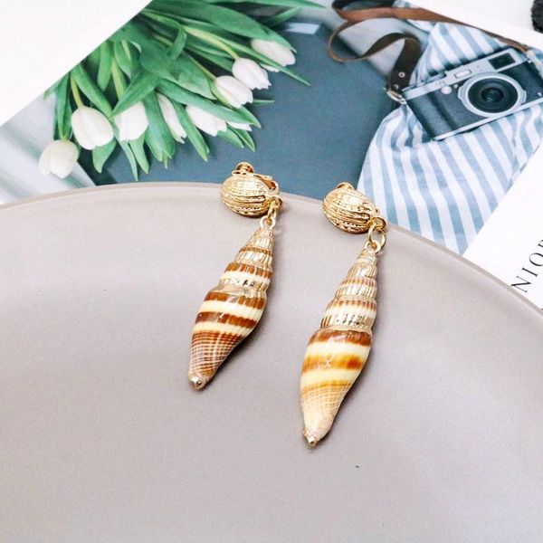 

clip-on & screw back simple cute shell clip earring, Silver