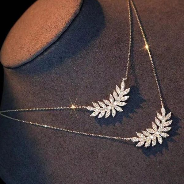 

pendant necklaces huitan delicate leaf necklace women luxury inlaid crystal cubic zirconia aesthetic wedding engagement fashion jewelry, Silver