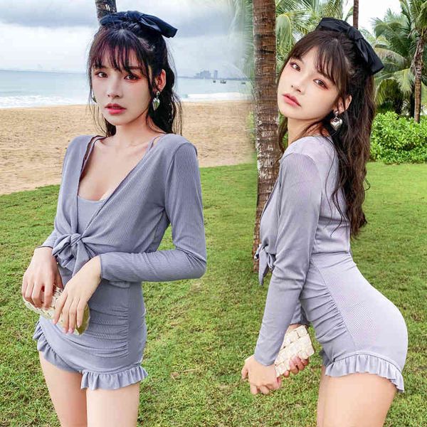 

gathered model fairyland girl 2021 new jacket cut out conservative cover belly show thin swimsuit factory, White;black