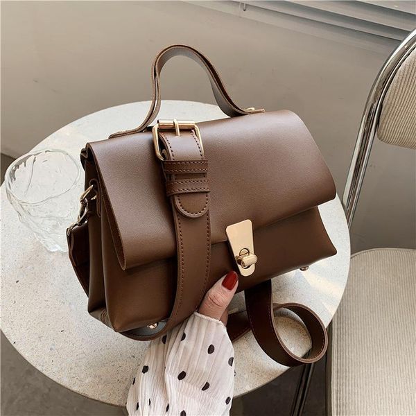 

evening bags trend shoulder vintage brown soft leather postman portable high-capacity office lady casual messenger bag handbags