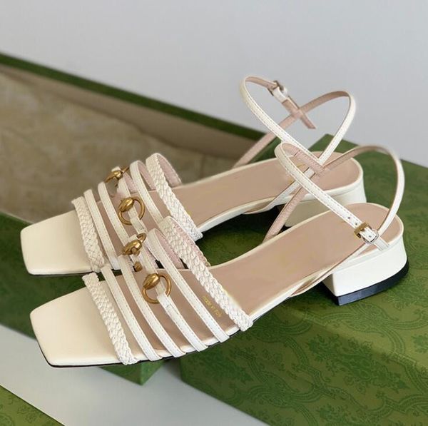 

2021 lastest summer luxury women sandals slippers open toe pearl fashionable designers low high heels casual beach wedding party flip flops, Black