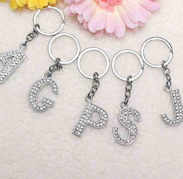 

26 letters keychain metal diamond hanging bag pendant keychains creative personality accessories lovers gift for boys girls car key ring g72