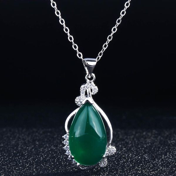 

chains vintage emerald green chalcedony jade stone pendants necklace for women 925 silver color bowknot necklaces clavicular chain