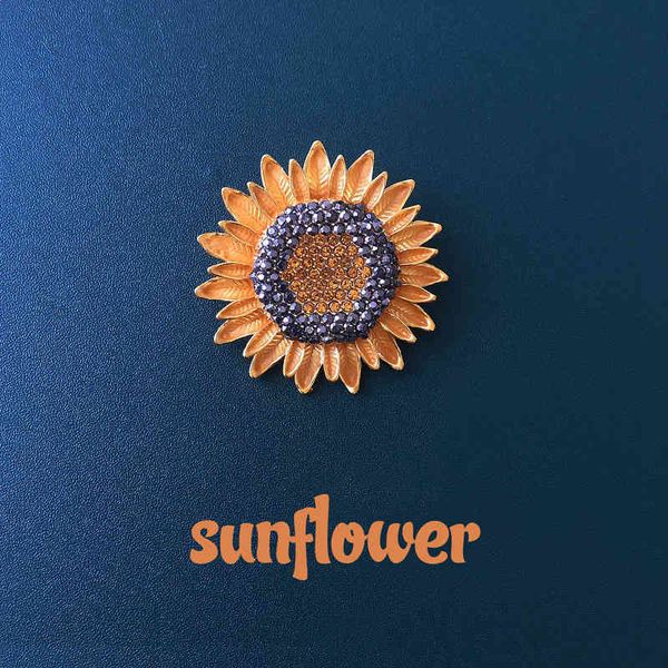 

factory wholesale diamond studded sunflower brooch selling plant flower brooch high-grade anti light jewelry accessories hea/rtsch/rome