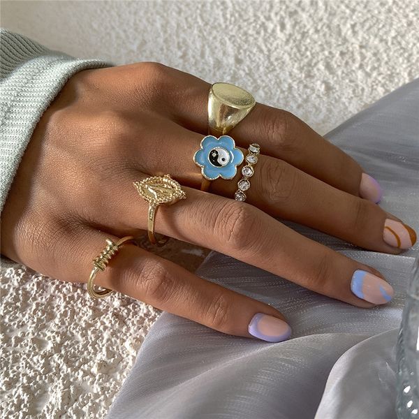 

european retro portrait flower wide ring oil dripping irregular crystal opening rings women geometric alloy party gift jewelry sets accessor, Golden;silver